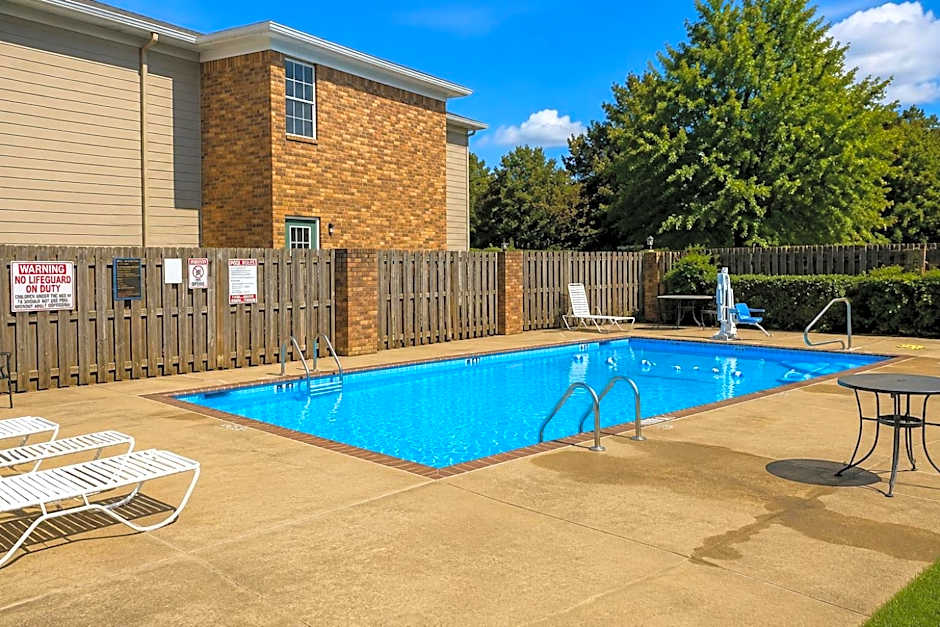 Plantation Oaks Suites & Inn Millington