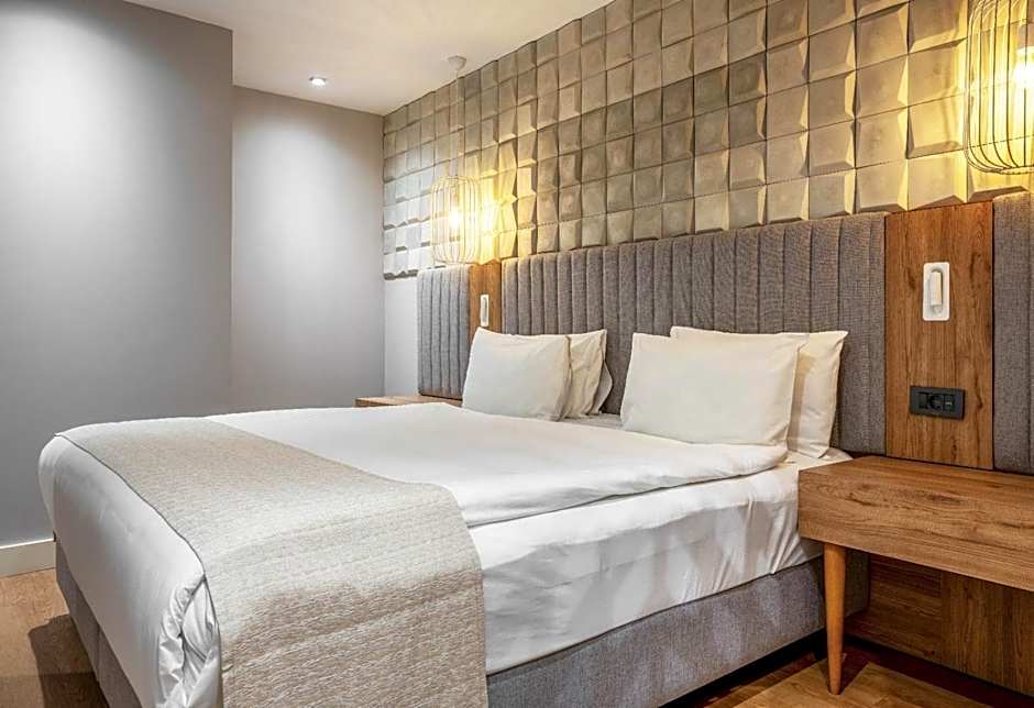 Sundance Hotel Istanbul