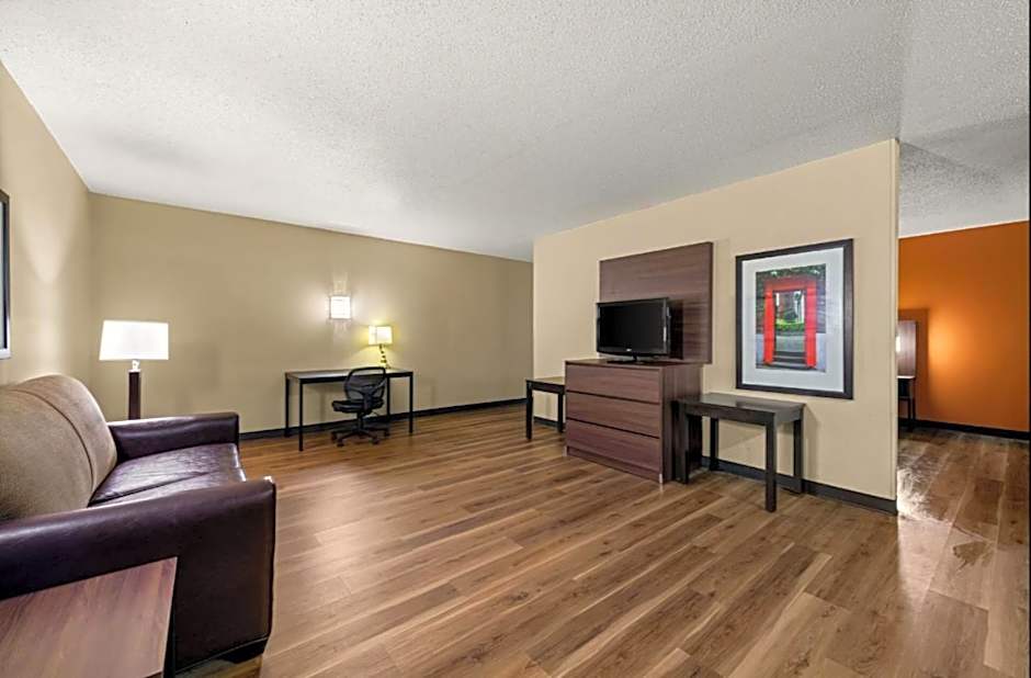 Suburban Studios Winston-Salem near Hanes Mall