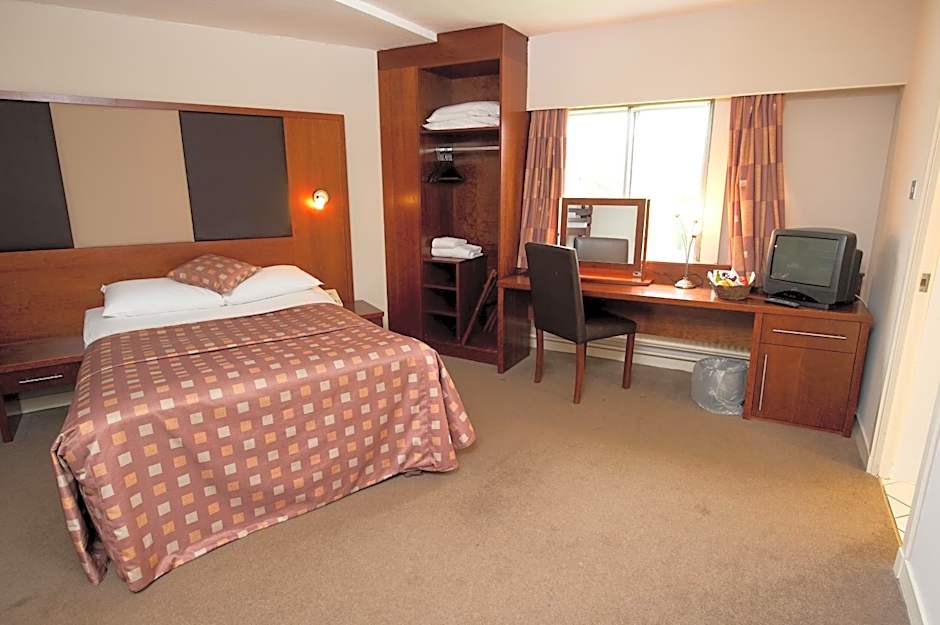 Normandy Hotel (Near Glasgow Airport)