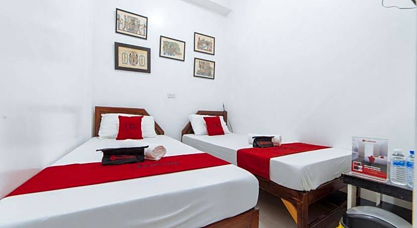 RedDoorz @ Plaza Jaro Iloilo