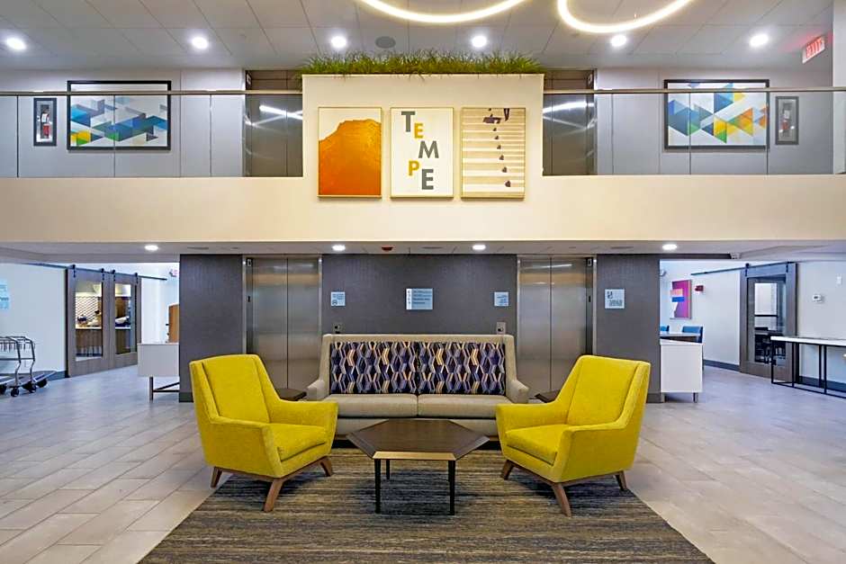Holiday Inn Express & Suites Phoenix  Tempe By IHG