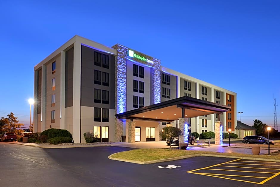 Holiday Inn Express Rochester - University Area By IHG