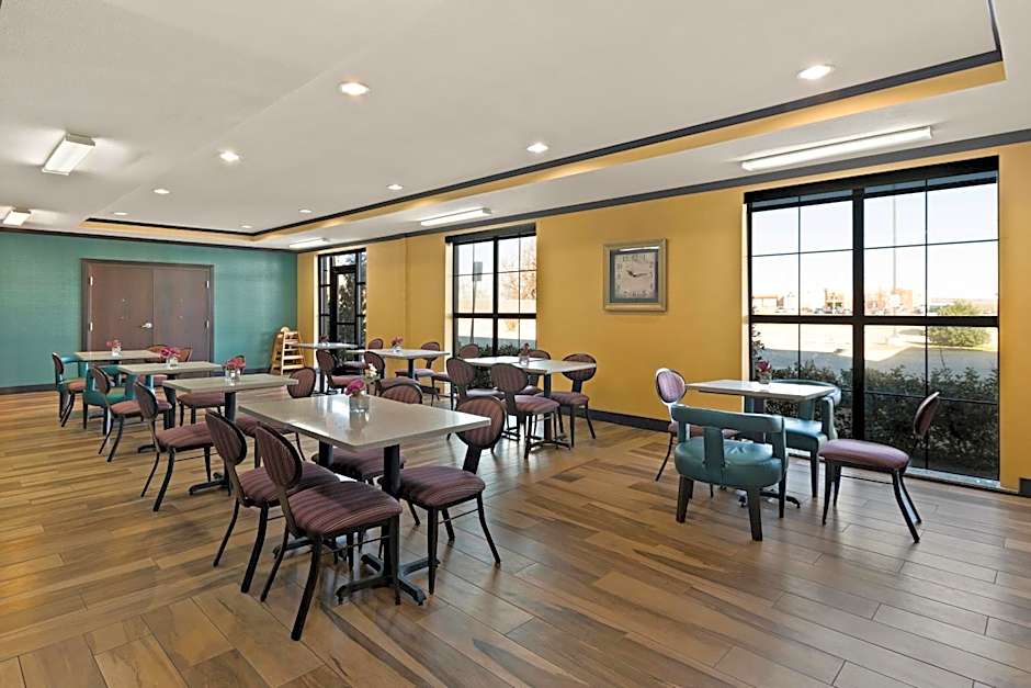 Comfort Inn & Suites - Newcastle