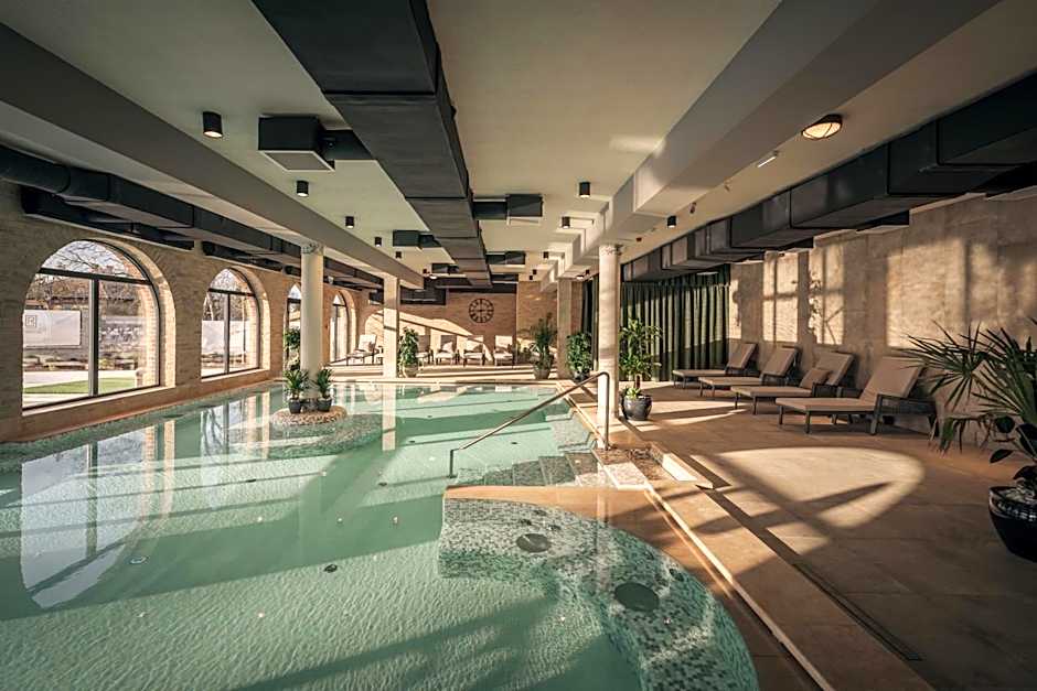Bordűr Wellness Hotel Superior és Szőnyegmúzeum