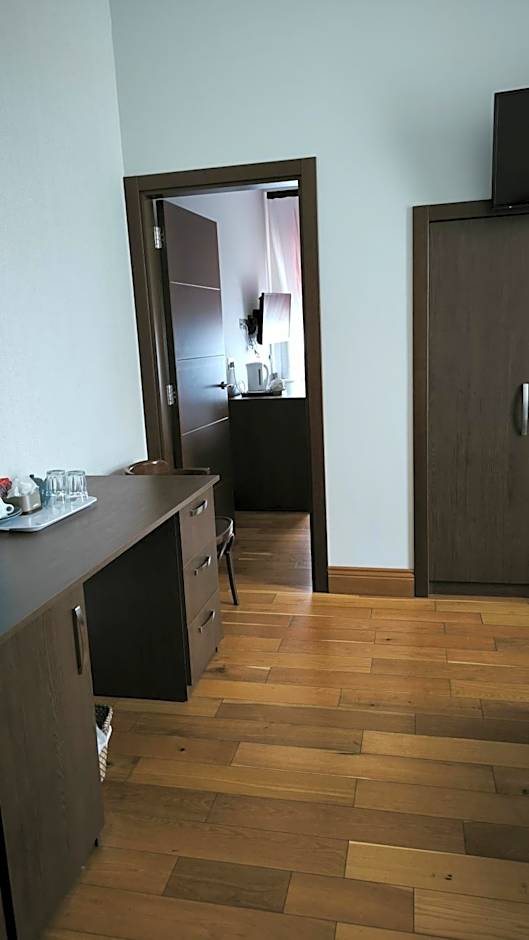 OYO The Kilburn Arms