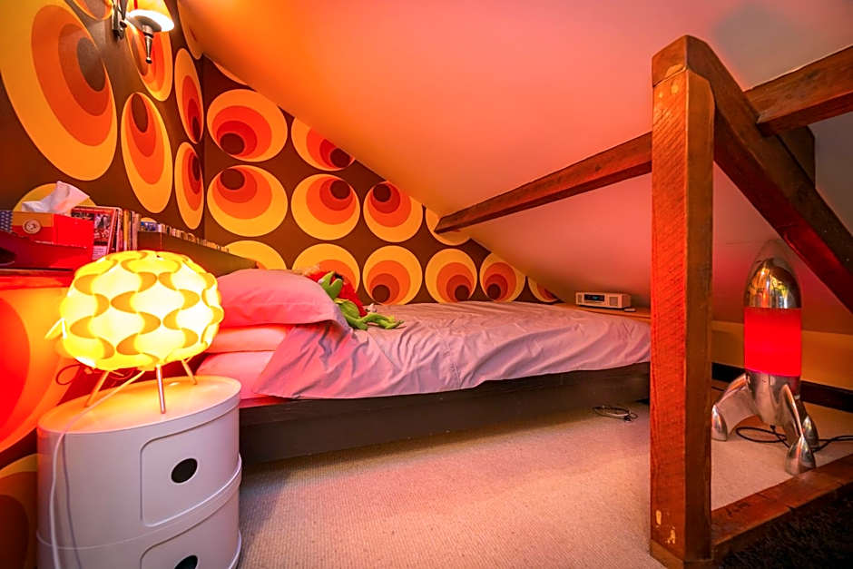 Trembling Madness Apartments