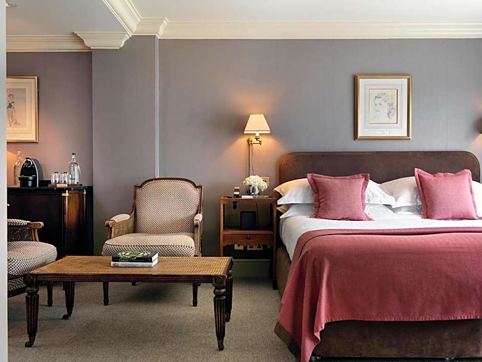 Photo 1 of 4 of Luxury