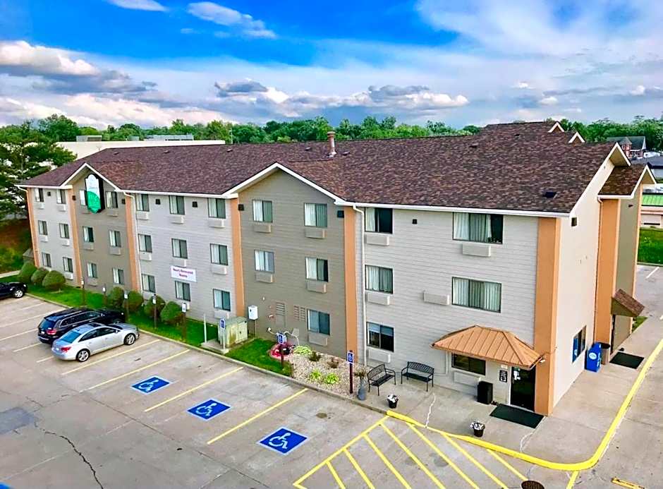 The Quincy Inn & Suites