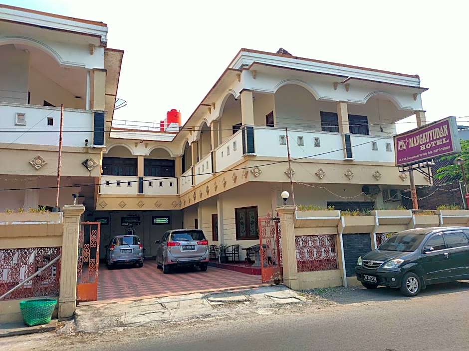 Mangkuyudan Hotel Solo