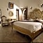 Cesme Kanuni Kervansaray Historical Hotel