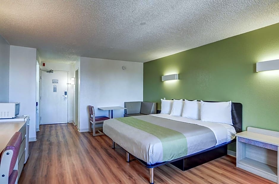 Motel 6-Greenwood Village, CO - Denver - South Tech Center