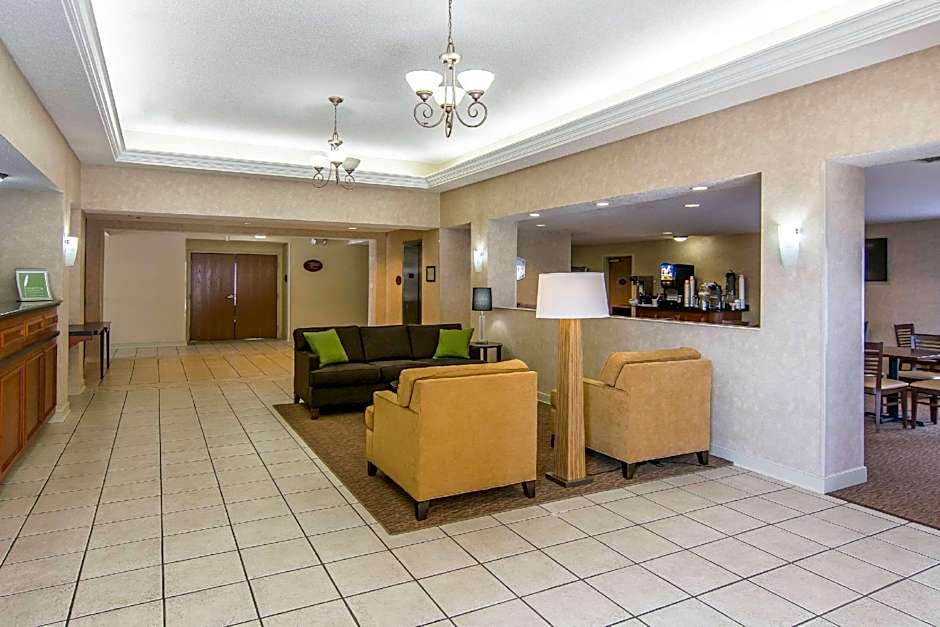 Spark by Hilton Fredericksburg Southpoint