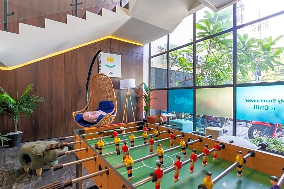 Sans Hotel Box Mansion Surabaya by RedDoorz