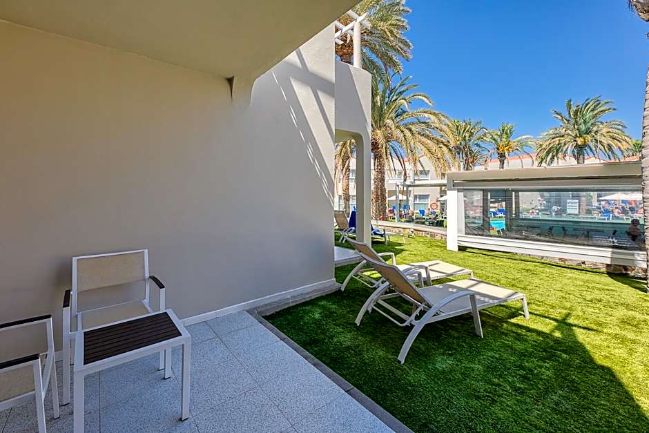 Hotel LIVVO Koala Garden