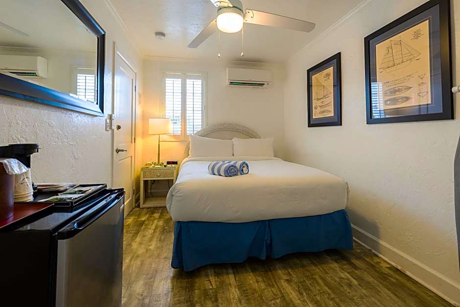 Duval Inn - Key West