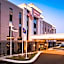 Hampton Inn By Hilton and Suites at Wisconsin Dells Lake Delton WI
