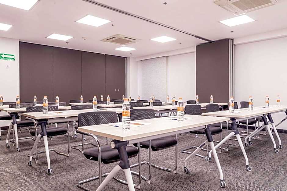 Comfort Inn Hermosillo Aeropuerto