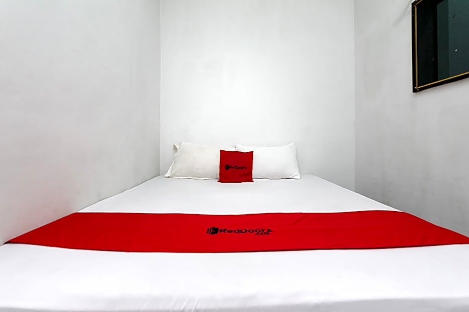 RedDoorz Syariah @ Panglima Nyak Makam Aceh 2