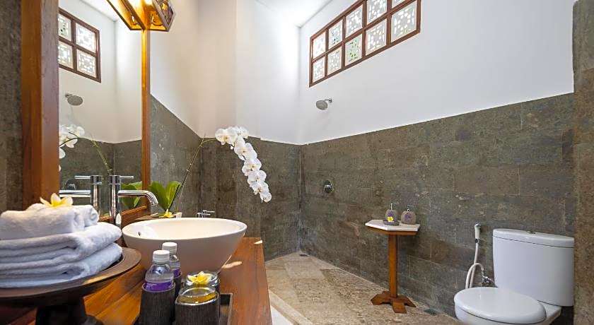 Swan Paradise A Pramana Experience