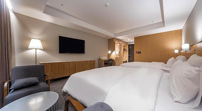 Gwangju HOUND Hotel (formerly Gwangju Washington Hotel)