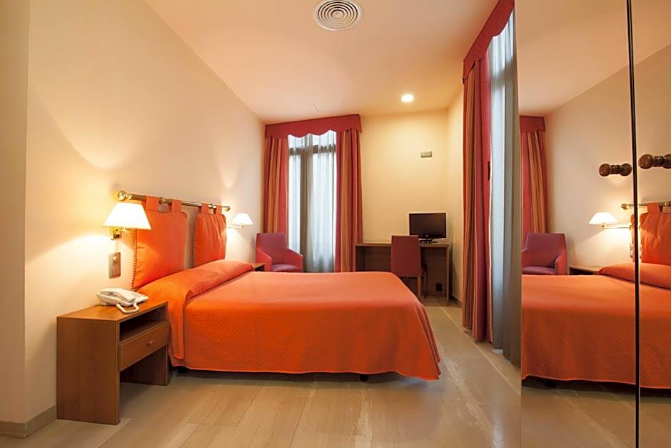 Alba Hotel