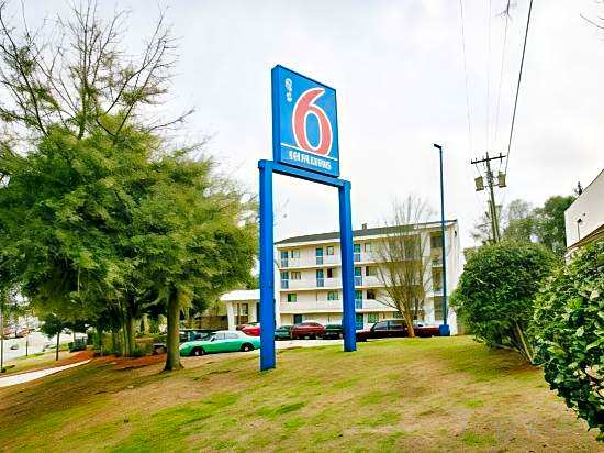 Loyalty Inn Tallahassee