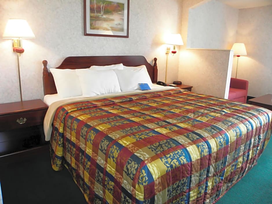 Days Inn by Wyndham Battlefield Rd/Hwy 65