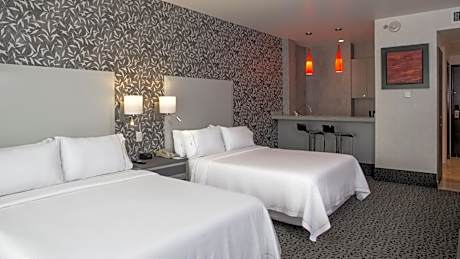 Studio Suite with Two Queen Beds