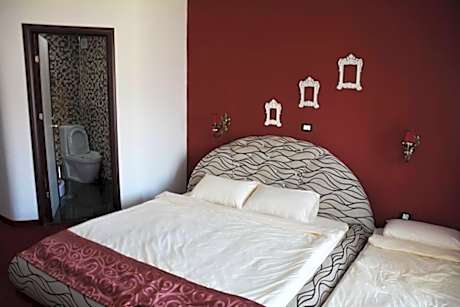 Deluxe Double Room with Balcony and Lake View