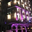Q Hotel