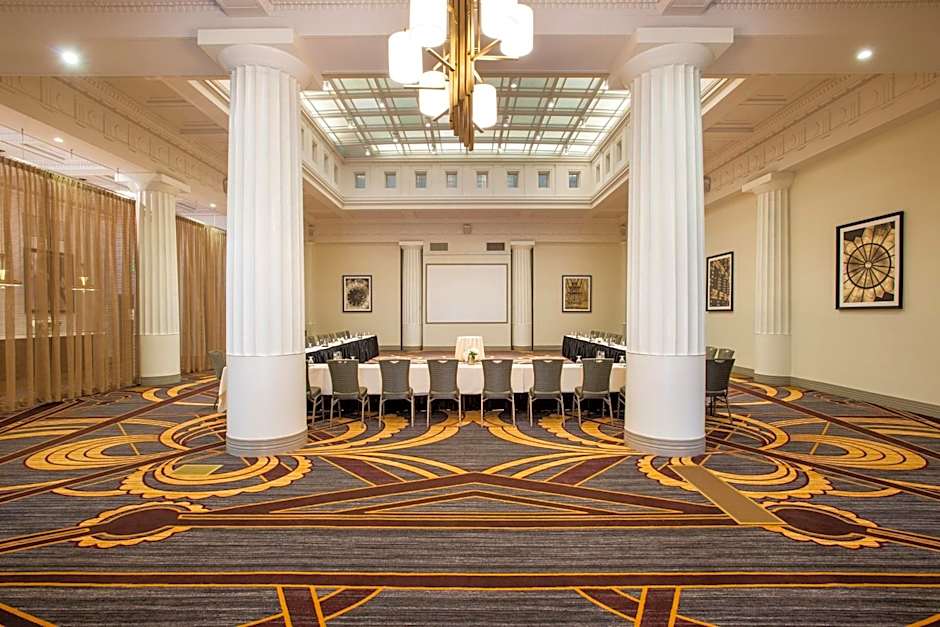 Magnolia Hotel Denver, a Tribute Portfolio Hotel