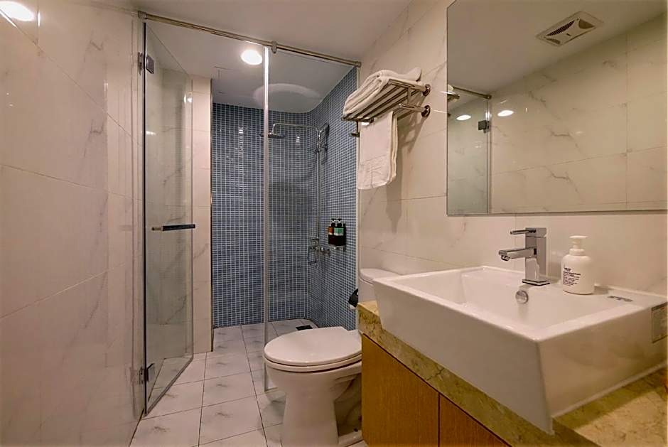 Shin Sei Bashi Hotel