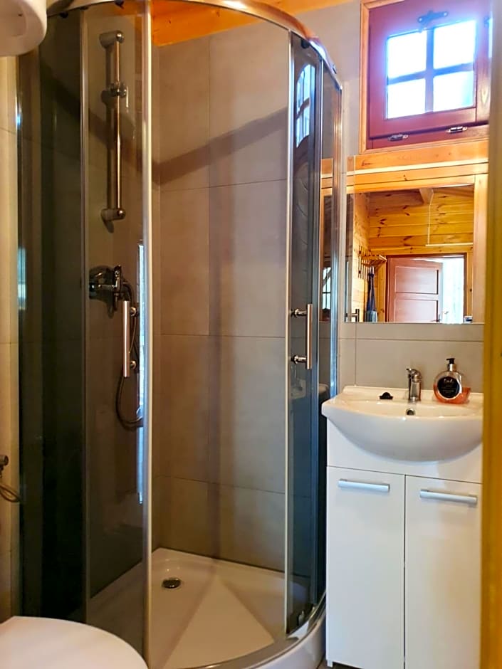 Leśniczówka-Wdzydze Pe eL