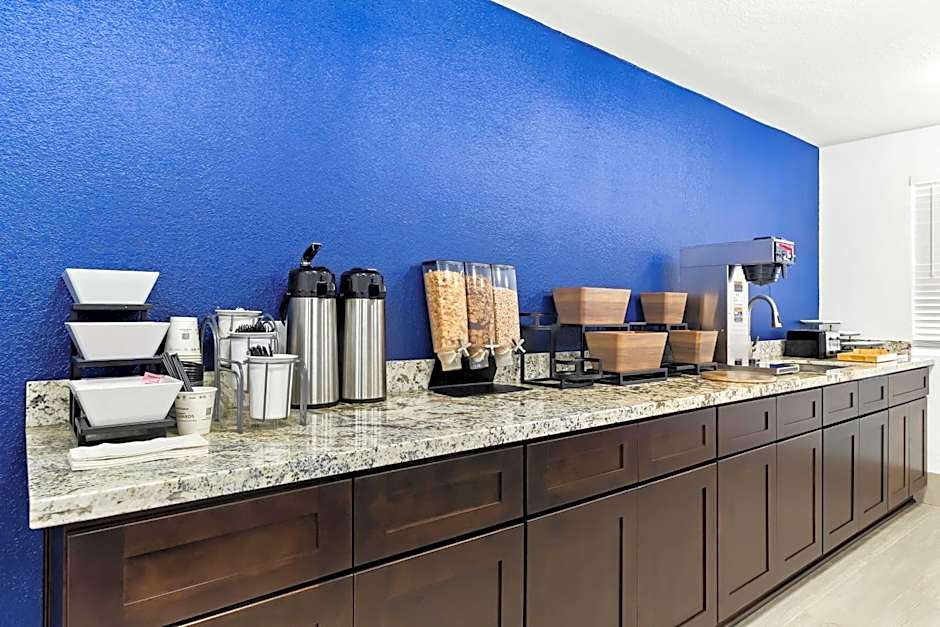 SureStay Hotel by Best Western Groves