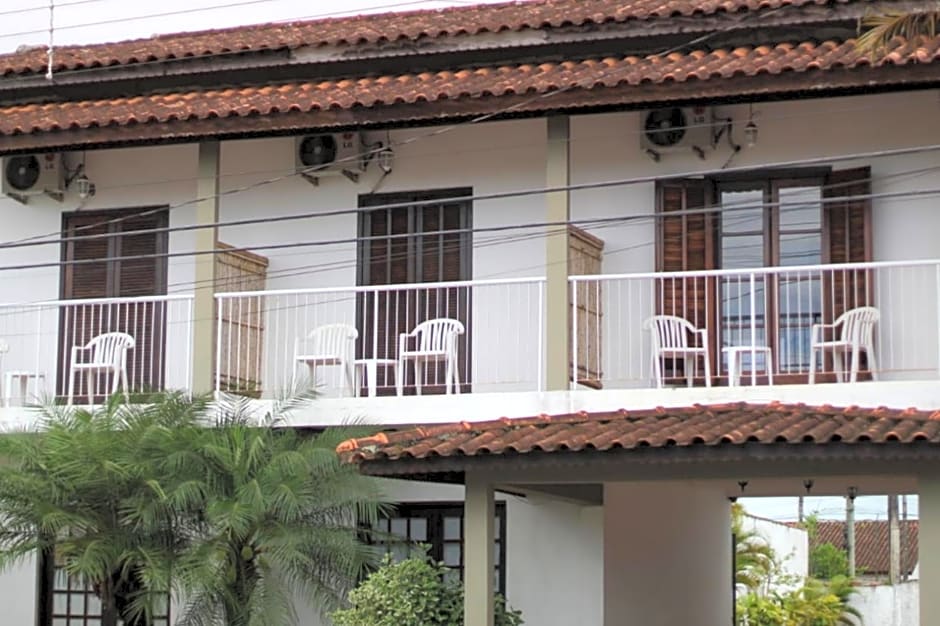 Golfinho Plaza Hotel