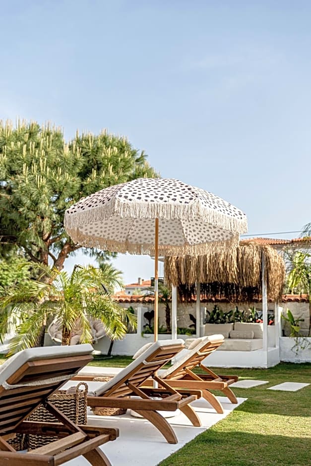Sandal Alaçatı - Adult Only