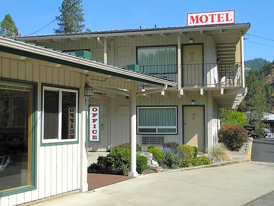 Konkolville Motel