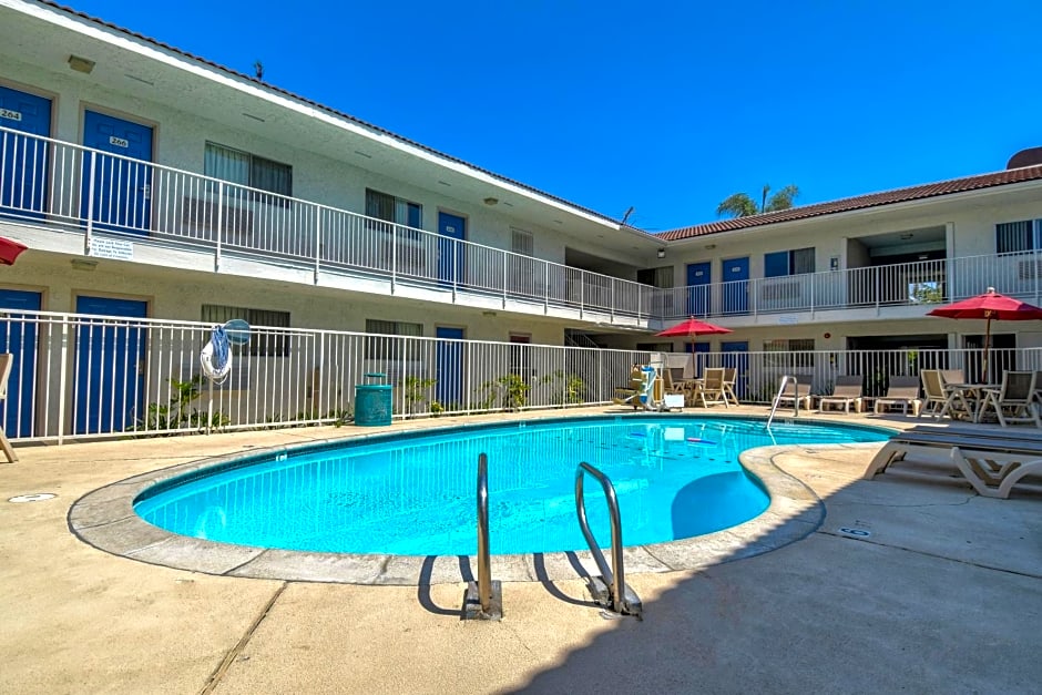 Motel 6-Rowland Heights, CA - Los Angeles - Pomona