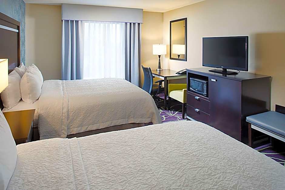 Hampton Inn By Hilton & Suites Lansing West