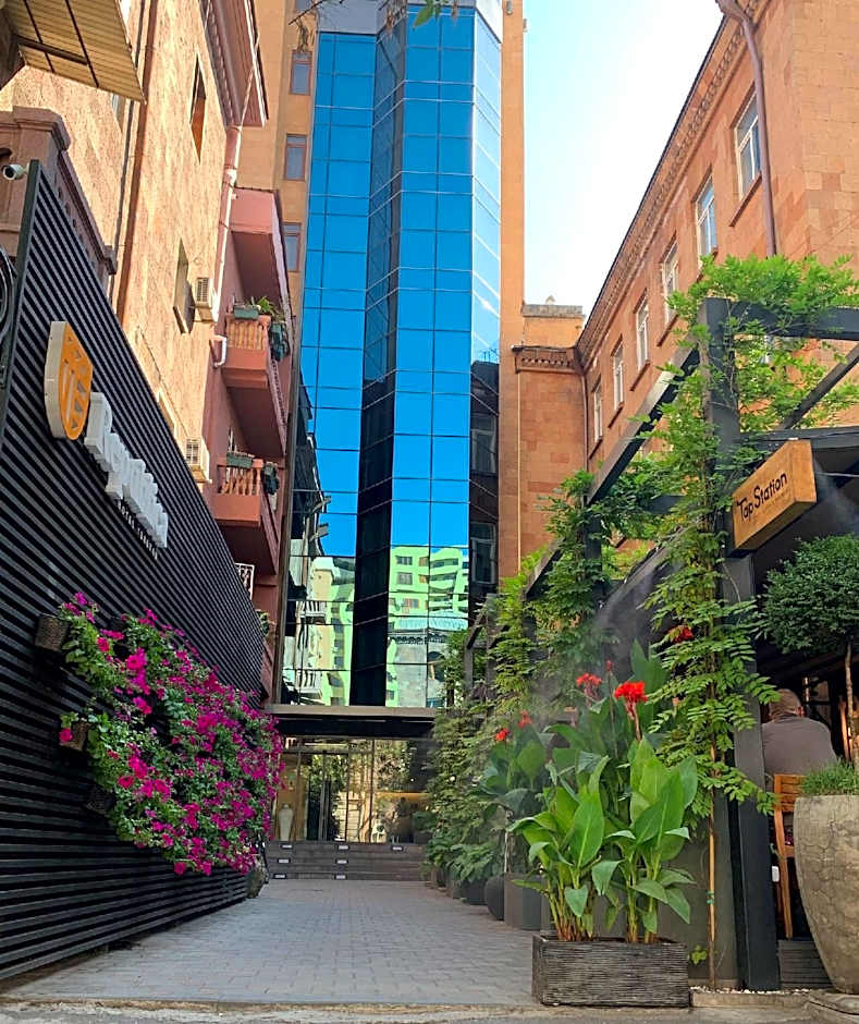 Republica Hotel Yerevan