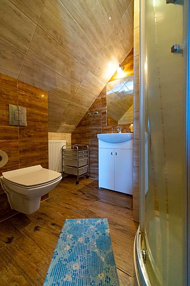 Apartamenty i Pokoje w Willi na Ubocy