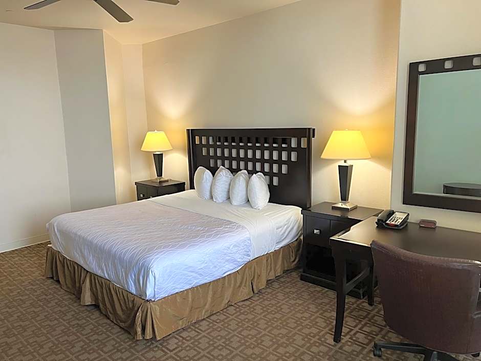 Suites at Sunchase