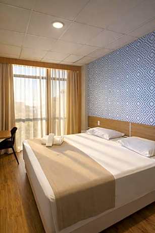 Assay Plaza Hotel