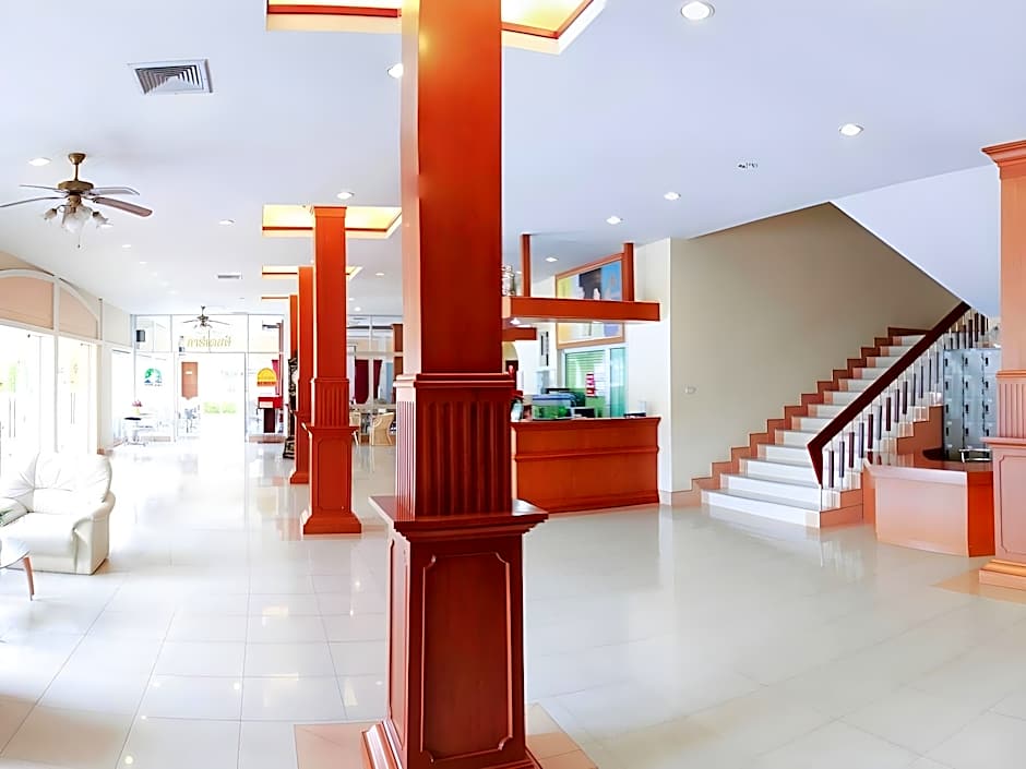 Chumphon Gardens Hotel