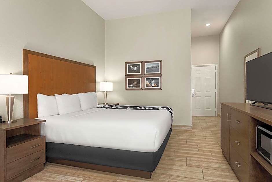 La Quinta Inn & Suites by Wyndham Brownsville North
