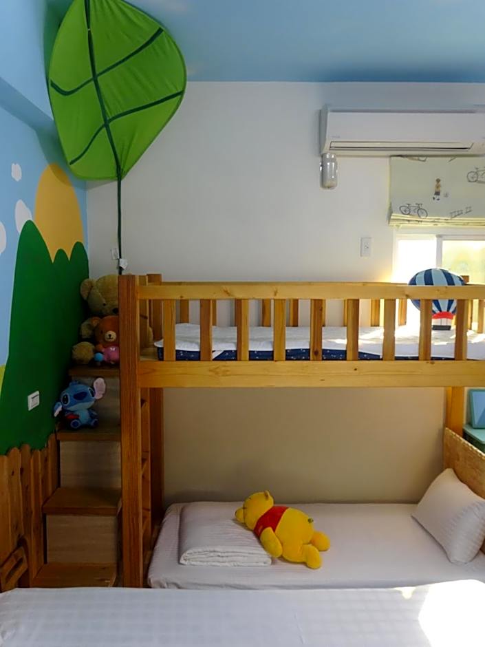 Books & Woods Bed and Breakfast