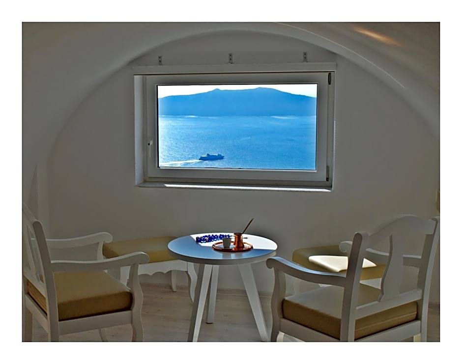 Reverie Santorini Hotel