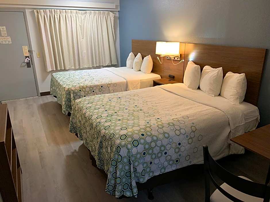 HomeTowne Studios Mystic - New London