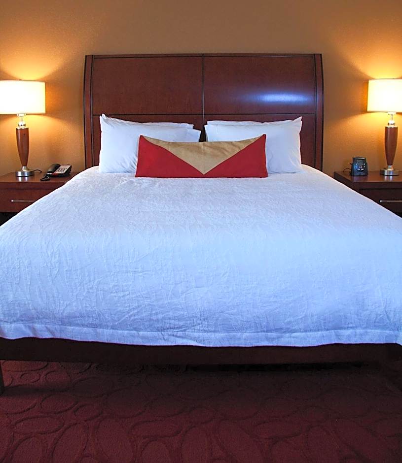 Hilton Garden Inn Milwaukee Airport